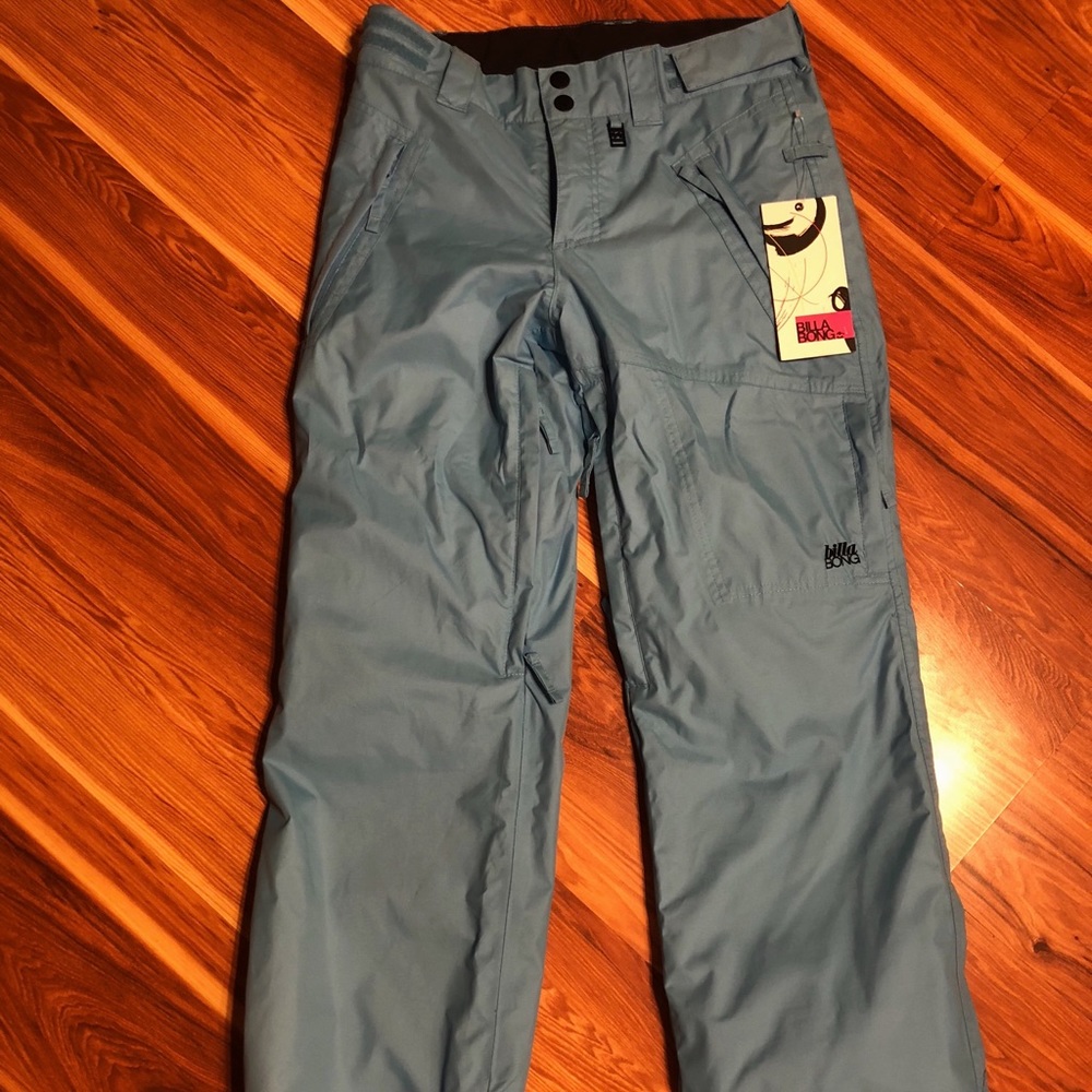 NWT Billabong snowboarding/ski pants